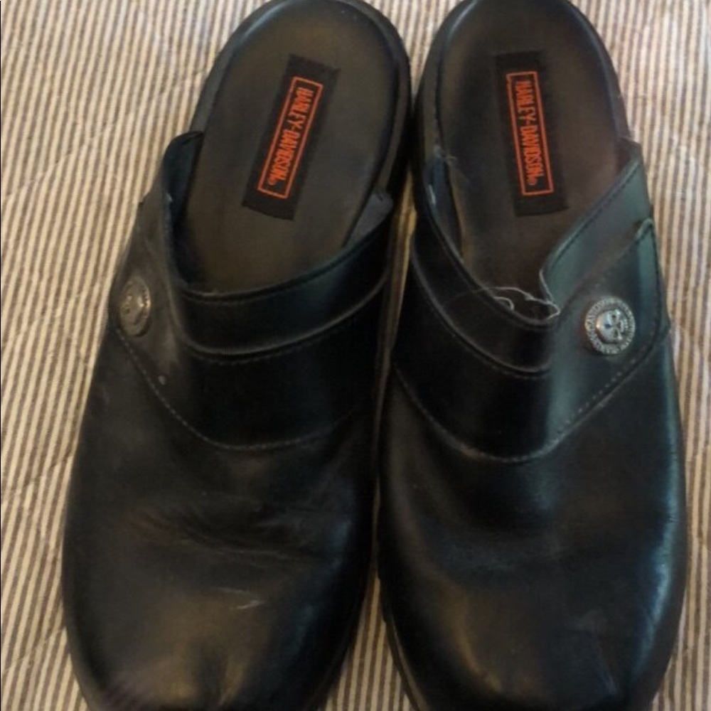 HD Sandals
